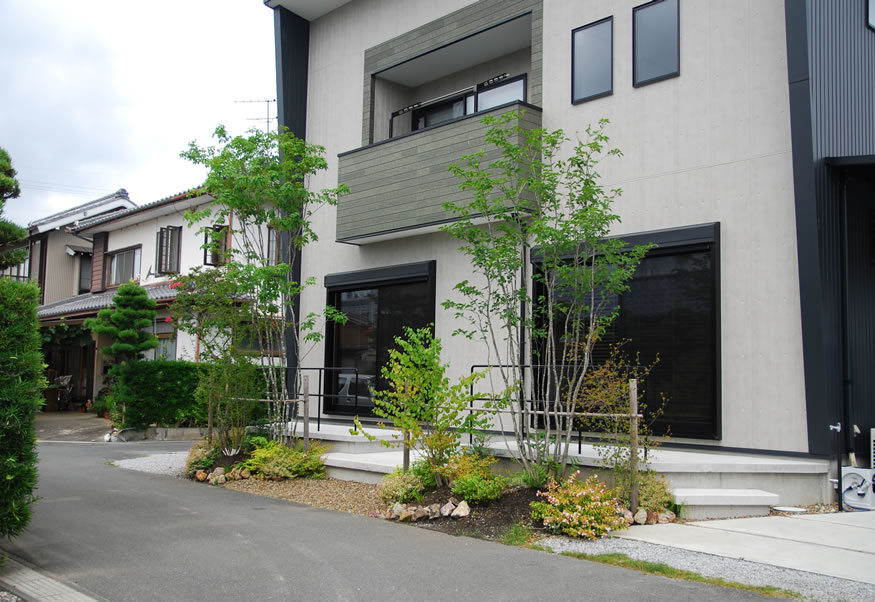 掛川市の造園・外構　そよ風ガーデン　施工事例04